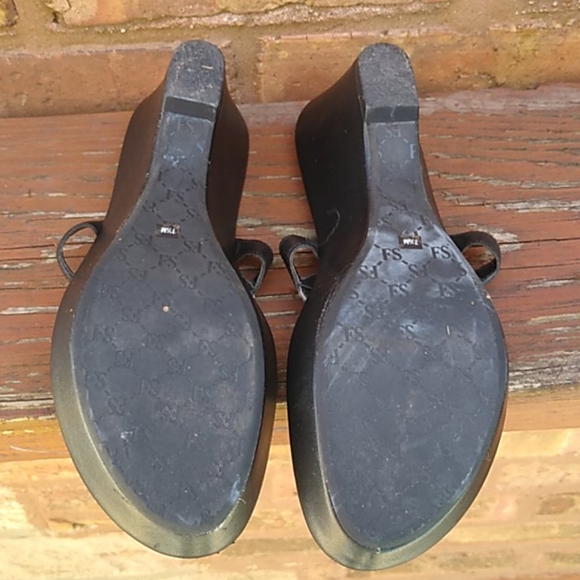 Franco Sarto Sandals - Picture 2 of 3